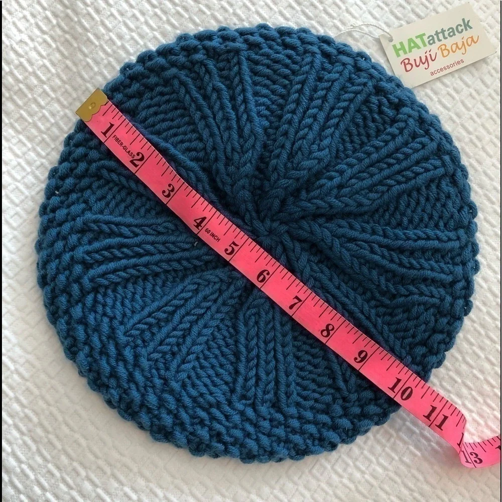 NWT Hat Attack Beret